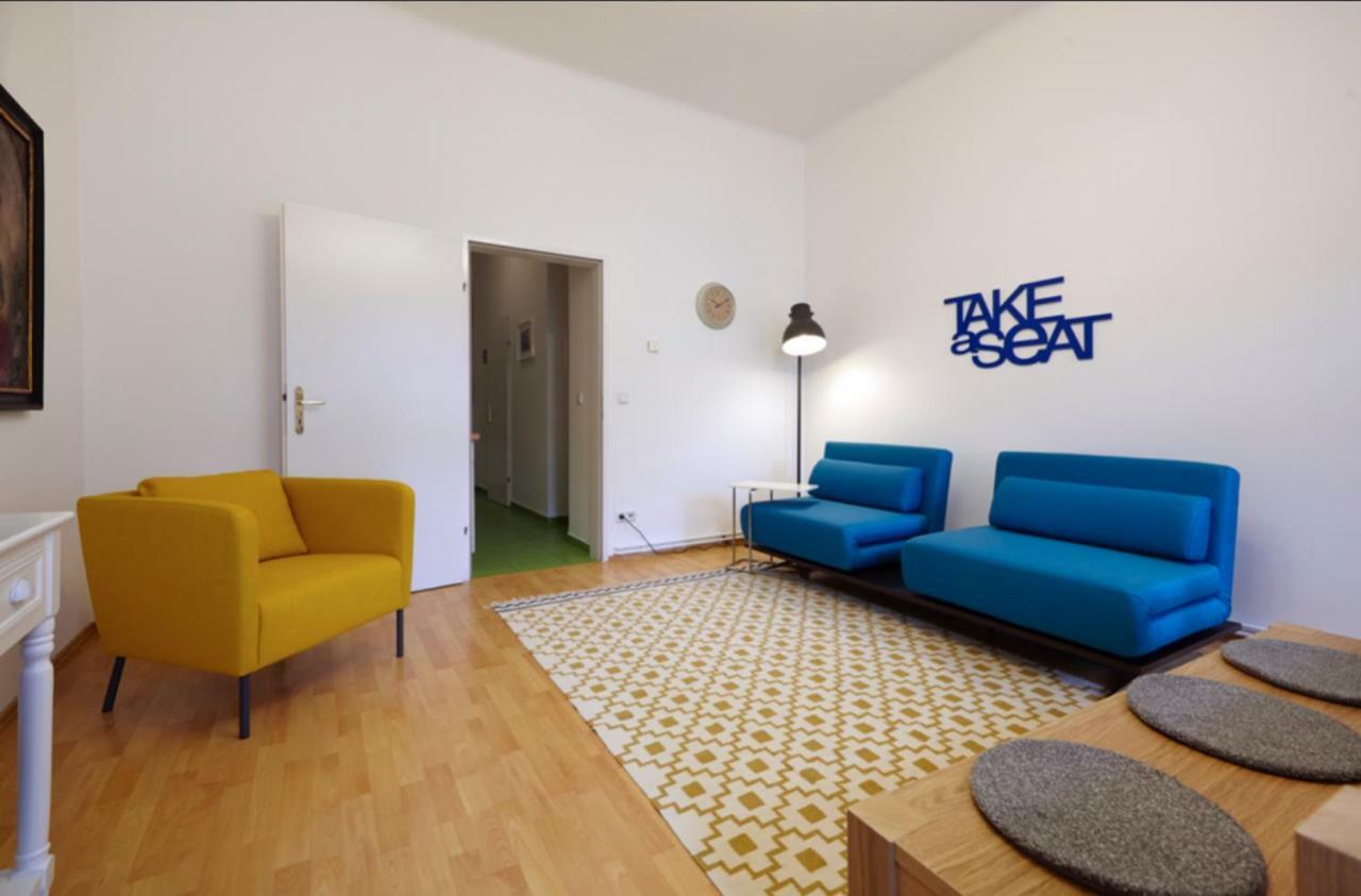 Lovely Apartments In A Quiet Area Close To The City Center Wina Bagian luar foto